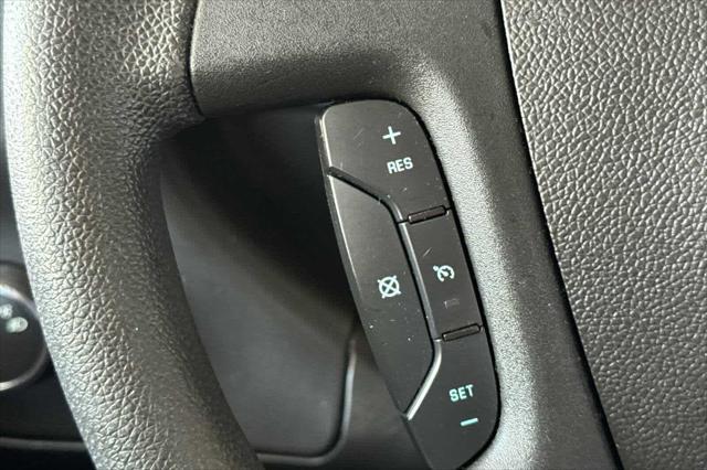 Photo of 2017 Summit White Chevrolet Express 2500