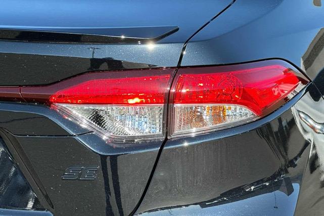 Photo of 2026 Midnight Black Metallic Toyota Corolla