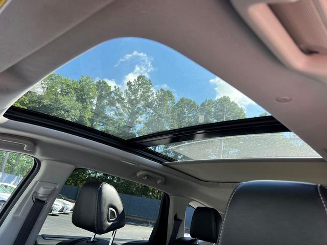 Photo of 2023 Phantom Violet Pearl Acura MDX