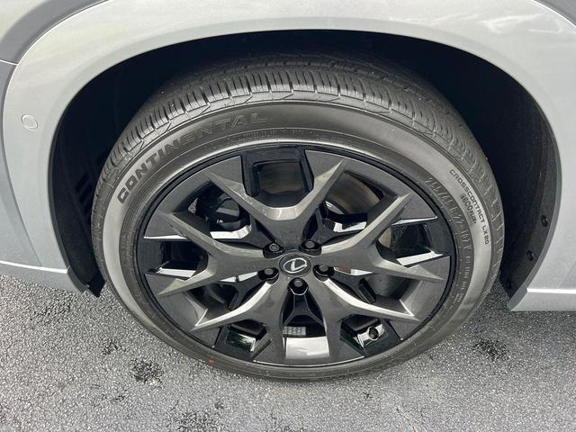 Photo of 2025 Celestial Silver Metallic Lexus TX 500h