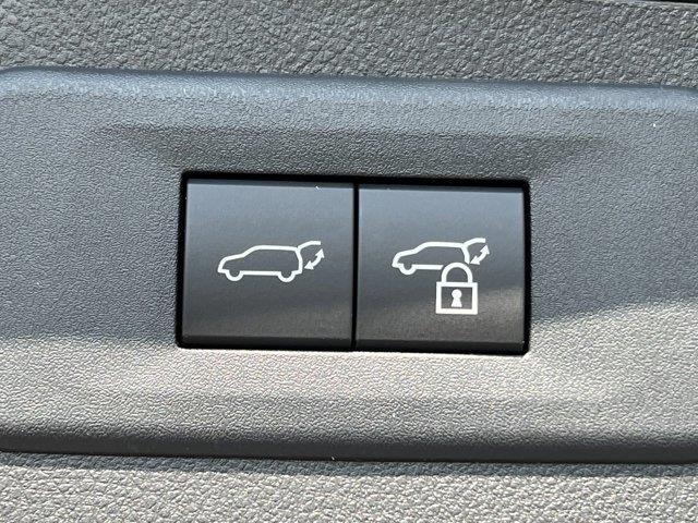 Photo of 2024 Nori Green Pearl Lexus NX 350