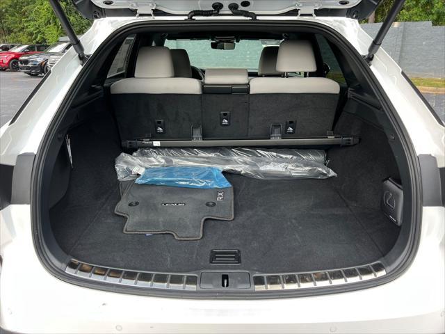 Photo of 2024 Eminent White Pearl Lexus RX 350
