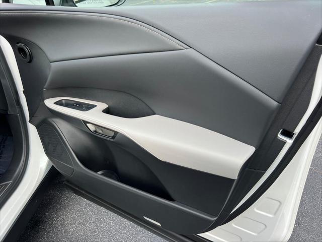 Photo of 2024 Eminent White Pearl Lexus RX 350