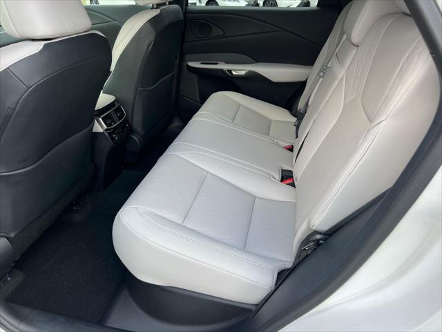 Photo of 2024 Eminent White Pearl Lexus RX 350