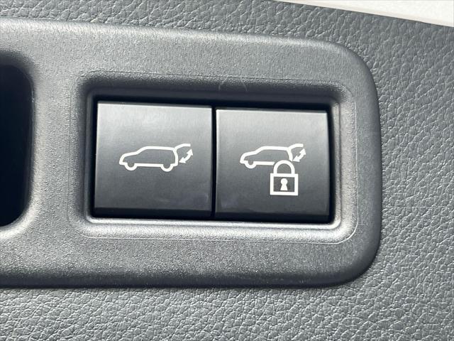 Photo of 2024 Eminent White Pearl Lexus RX 350