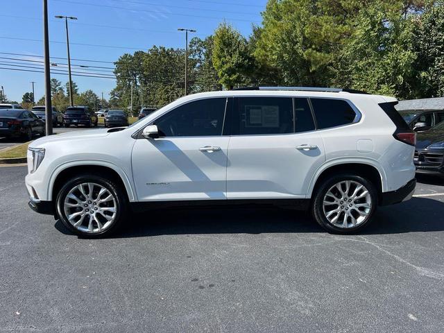 Photo of 2025 White Frost Tricoat GMC Acadia