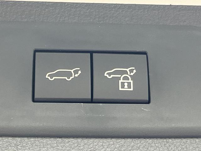 Photo of 2025 Wind Chill Pearl Lexus TX 350