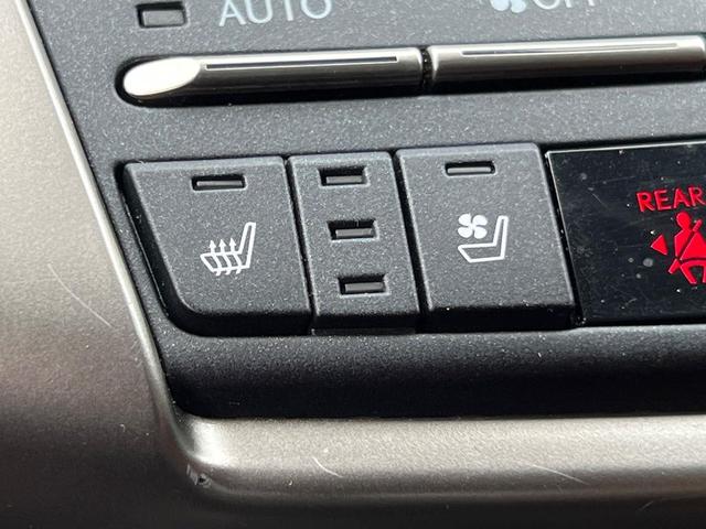 Photo of 2021 Obsidian Lexus NX 300