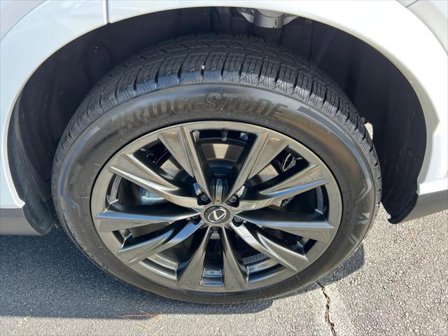 Photo of 2024 Ultra White Lexus RX 350