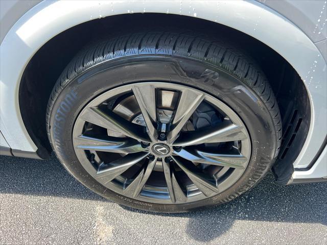 Photo of 2024 Ultra White Lexus RX 350