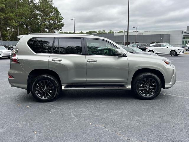 Photo of 2023 Atomic Silver Lexus GX 460