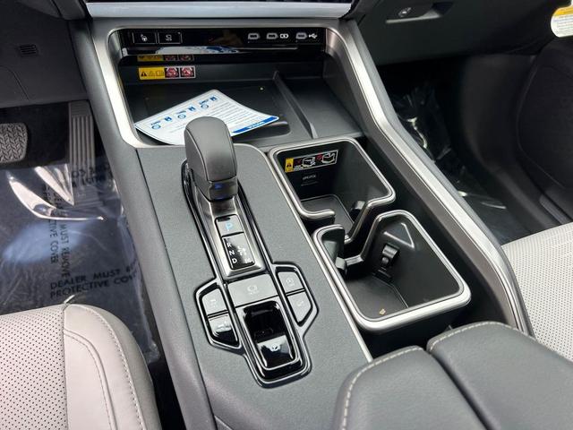 Photo of 2025 Wind Chill Pearl Lexus TX 350
