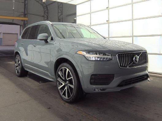 2022 Volvo XC90