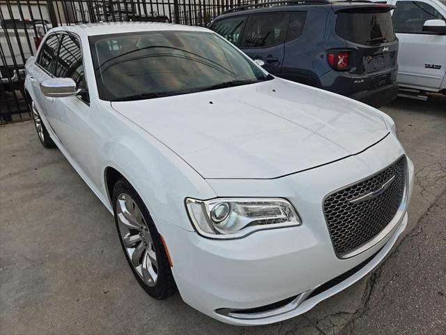 2018 Chrysler 300