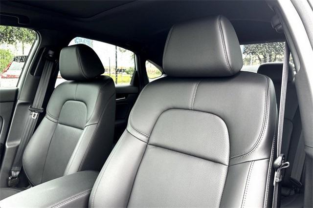 Photo of 2025 Platinum White Pearl Honda Civic Hybrid