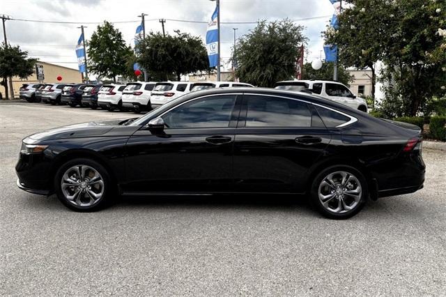 Photo of 2025 Crystal Black Pearl Honda Accord Hybrid