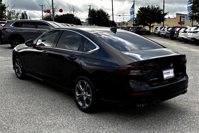 Photo of 2025 Crystal Black Pearl Honda Accord Hybrid