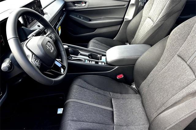 Photo of 2025 Urban Gray Pearl Honda Accord Hybrid