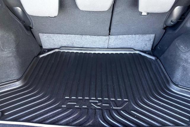 Photo of 2020 Lunar Silver Metallic Honda HR-V