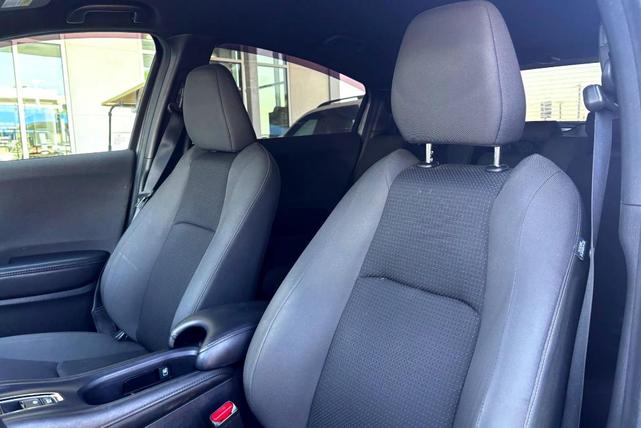 Photo of 2020 Lunar Silver Metallic Honda HR-V