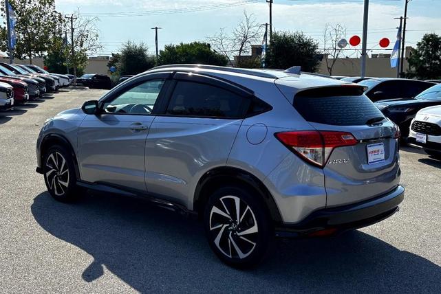 Photo of 2020 Lunar Silver Metallic Honda HR-V