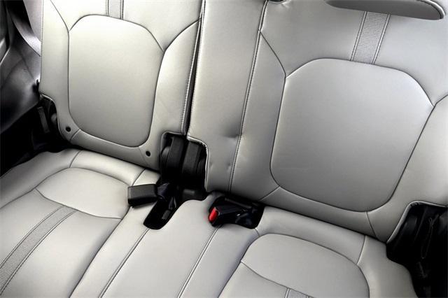 Photo of 2025 Platinum White Pearl Honda Pilot