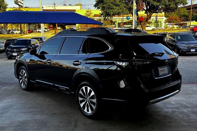 Photo of 2024 Crystal Black Silica Subaru Outback