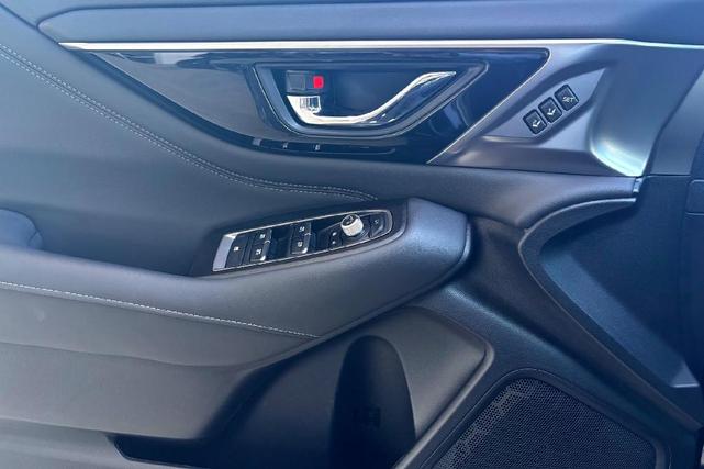 Photo of 2024 Crystal Black Silica Subaru Outback