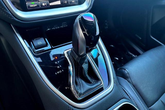 Photo of 2024 Crystal Black Silica Subaru Outback