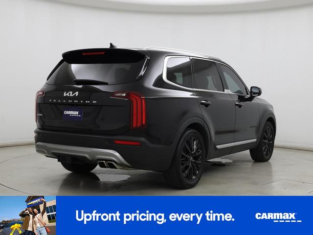 Photo of 2022 Black Kia Telluride