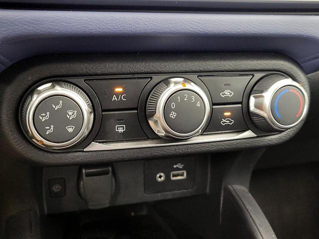 Photo of 2023 Black Nissan Versa