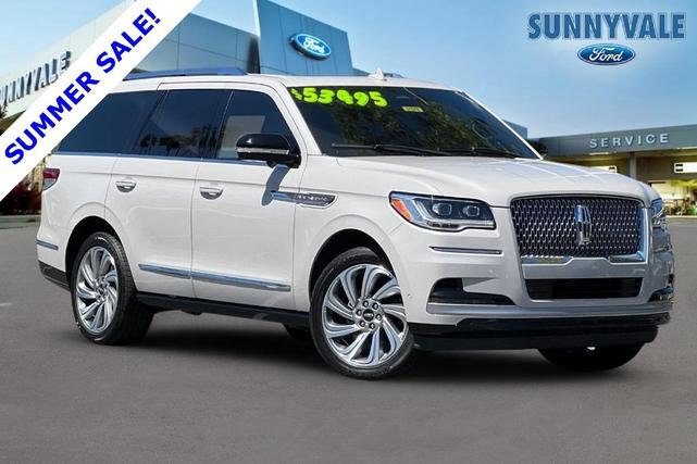2022 Lincoln Navigator