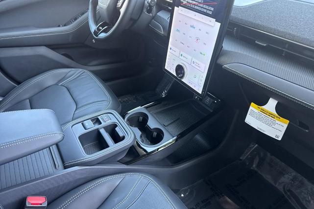 Photo of 2025 Star White Ford Mustang Mach-E