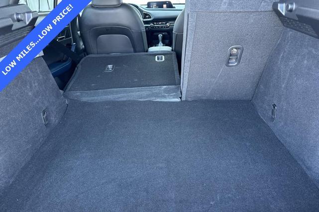 Photo of 2021 Snowflake White Pearl Mazda CX-30