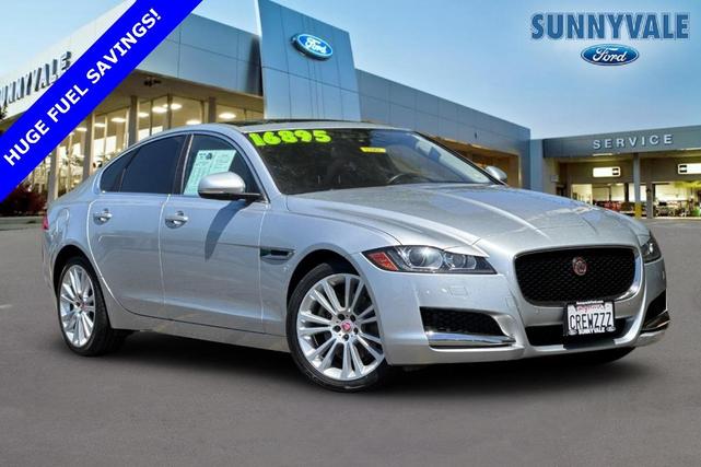 2017 Jaguar XF