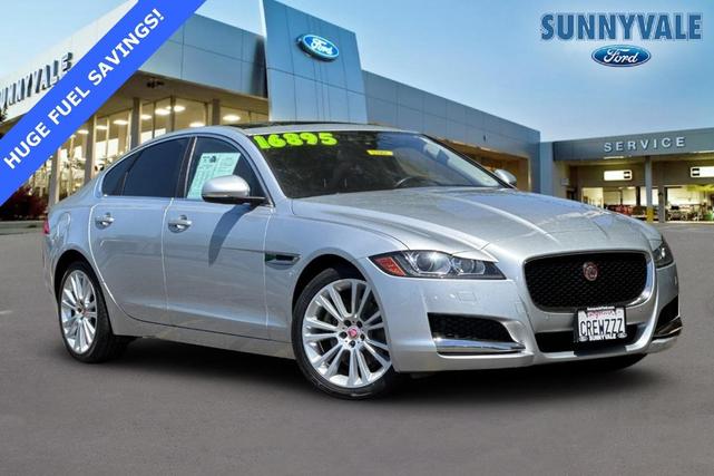 2017 Jaguar XF