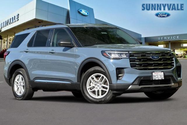 2025 Ford Explorer