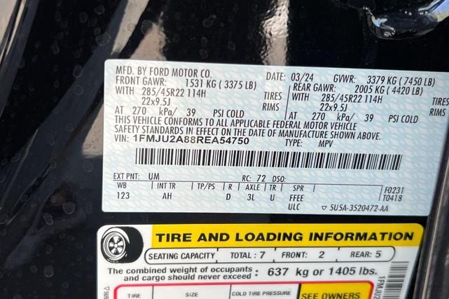 Photo of 2024 Agate Black Metallic Ford Expedition
