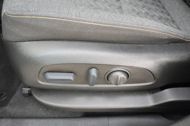 Photo of 2022 Summit White Chevrolet Equinox