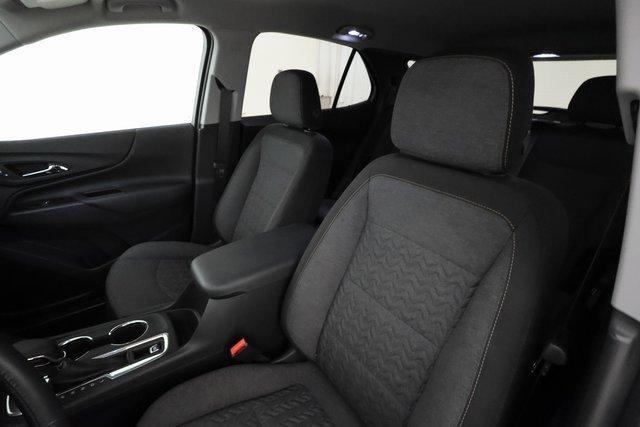 Photo of 2022 Summit White Chevrolet Equinox