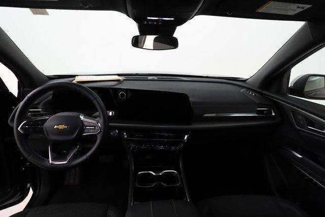 Photo of 2025 Mosaic Black Metallic Chevrolet Traverse