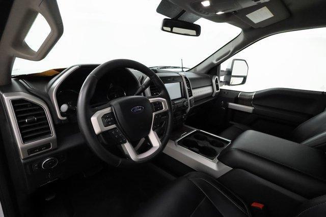 Photo of 2019 Oxford White Ford F-250