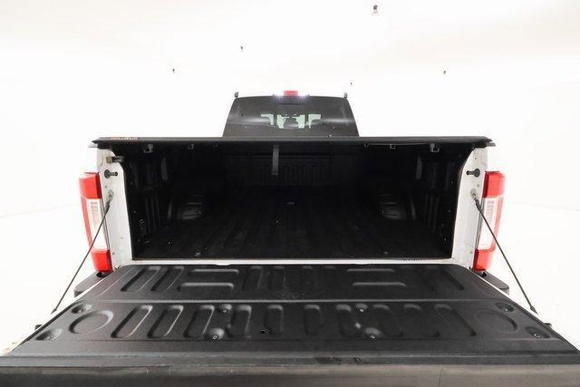 Photo of 2019 Oxford White Ford F-250