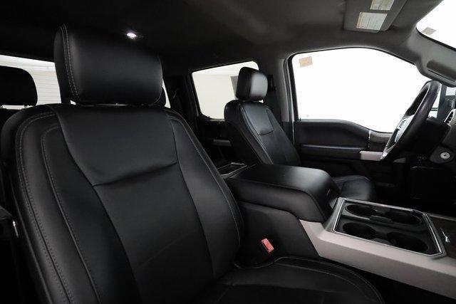 Photo of 2019 Oxford White Ford F-250