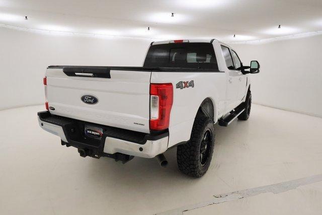 Photo of 2019 Oxford White Ford F-250