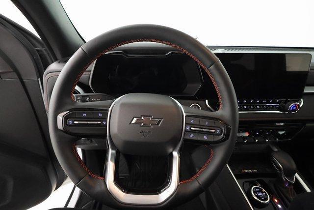 Photo of 2024 Summit White Chevrolet Colorado