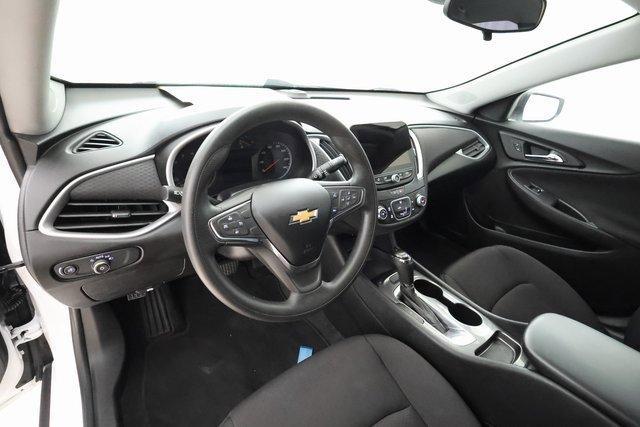 Photo of 2020 Summit White Chevrolet Malibu