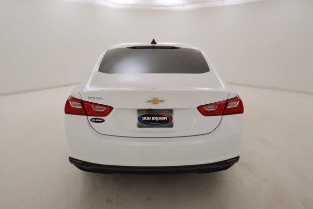Photo of 2020 Summit White Chevrolet Malibu