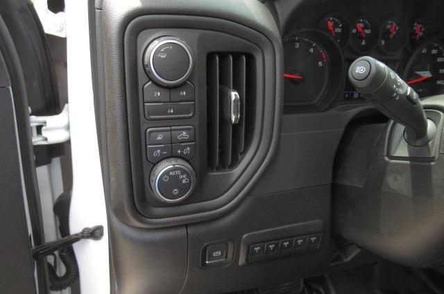 Photo of 2025 White Chevrolet Silverado 3500