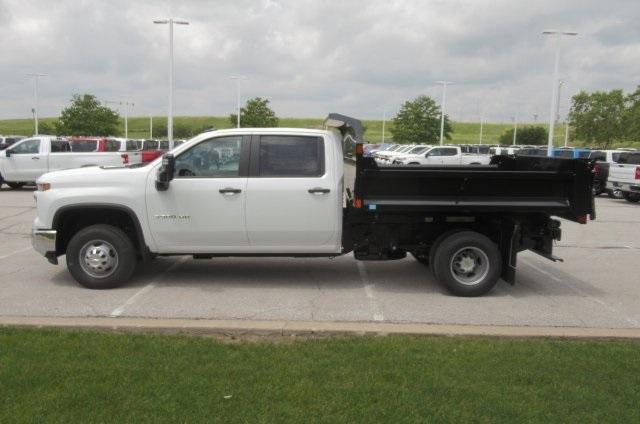 Photo of 2025 White Chevrolet Silverado 3500